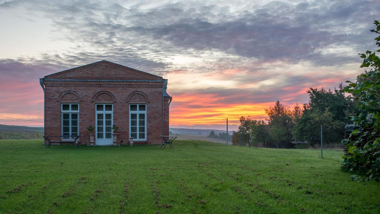 Dworek Atrium Tomaszów Lubelski Exterior foto