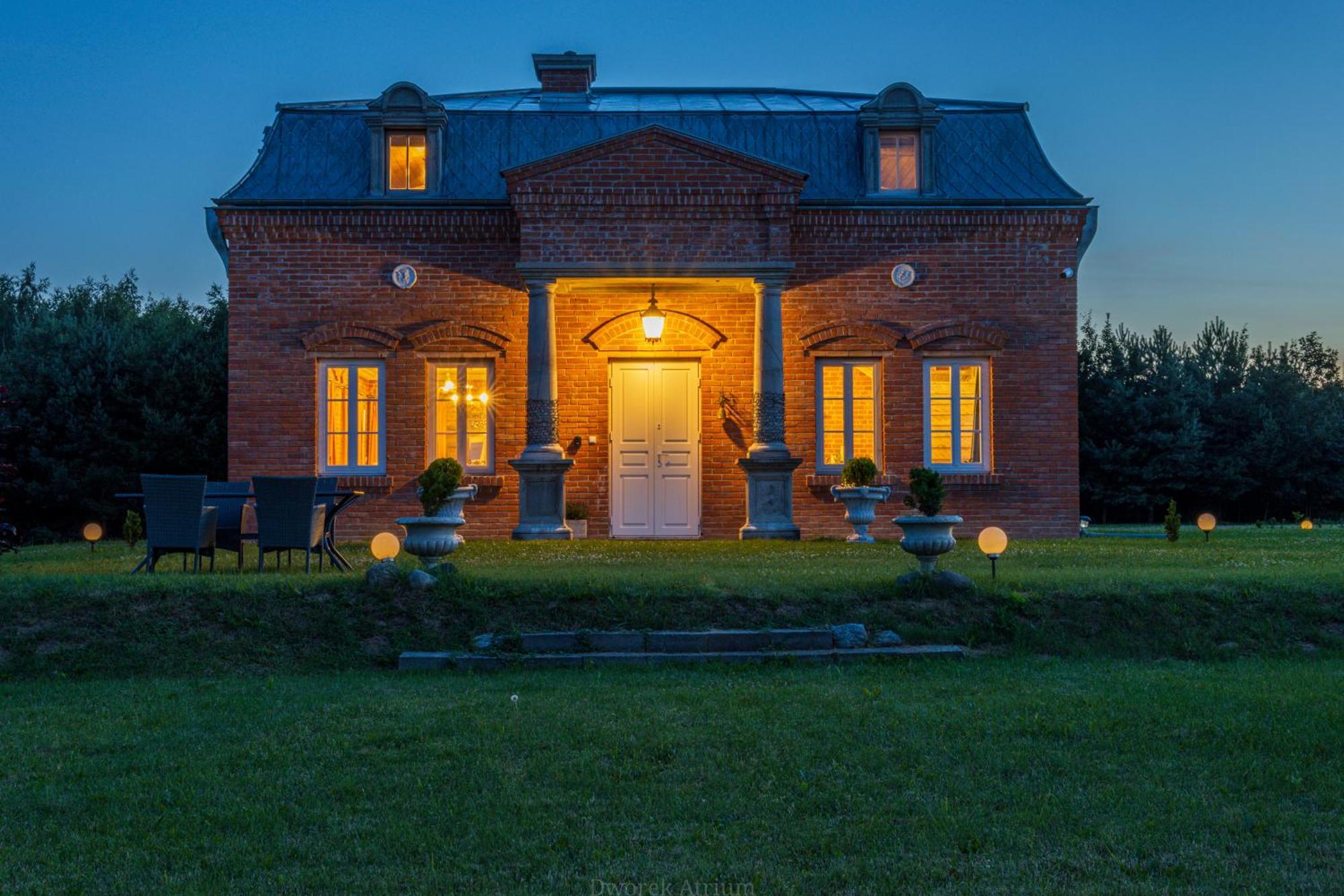 Dworek Atrium Tomaszów Lubelski Exterior foto